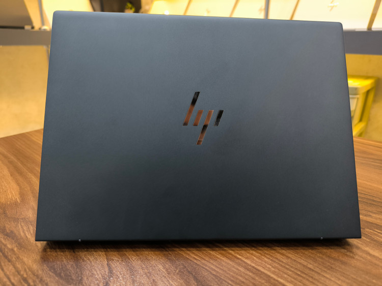 لپتاپ اچ پی دراگون فلای HP elite dragonfly G4 13.3 اینچی